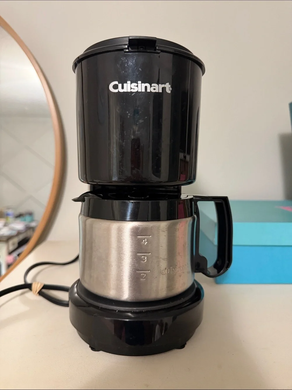 Cuisinart Black & Stainless Steel Single-Serve Coffee Maker. 5 cup
